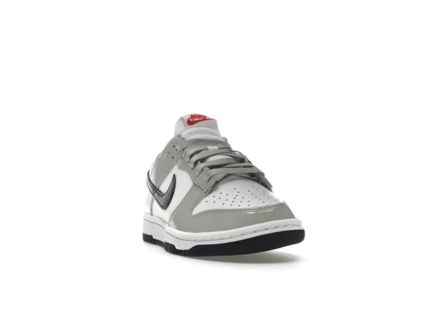 DQ7576 001 08 S1.jpg