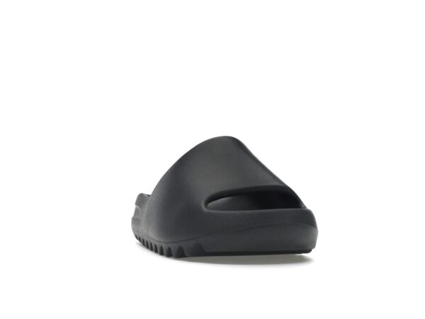 ID2350 08 S1.jpg